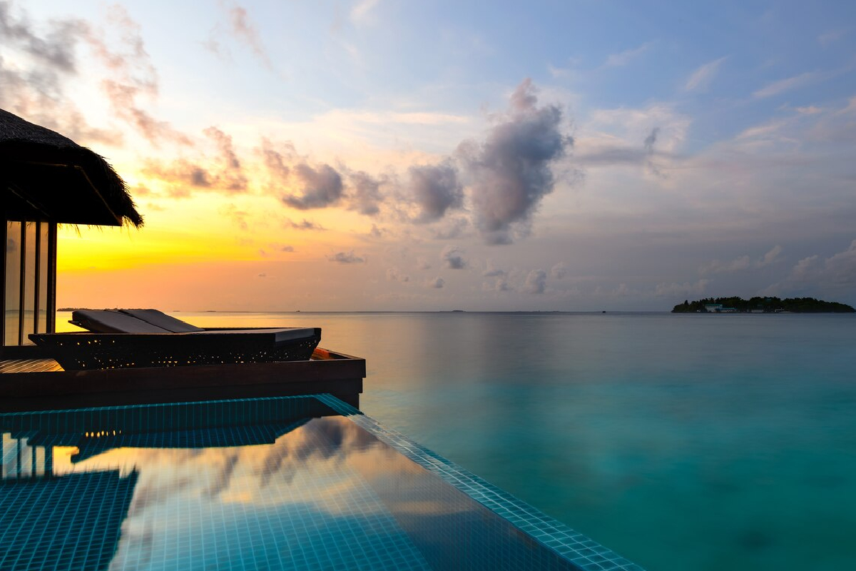 Sheraton Maldives Full Moon Resort & Spa